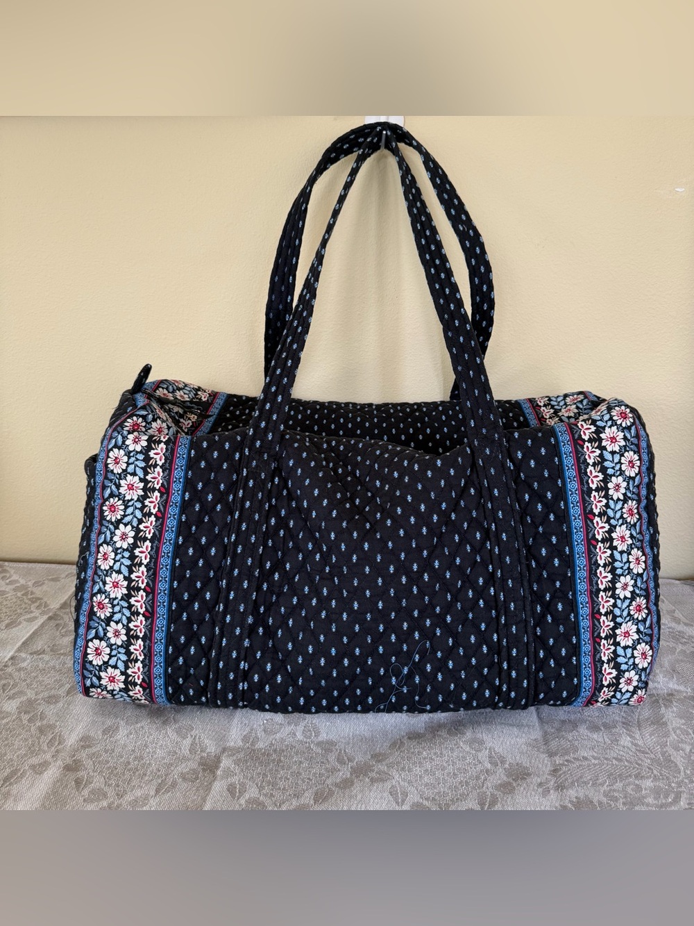 Vera Bradley Cotton Alpine Black Blue Quilted Floral-Accent Travel Duffel Bag 🇺🇸